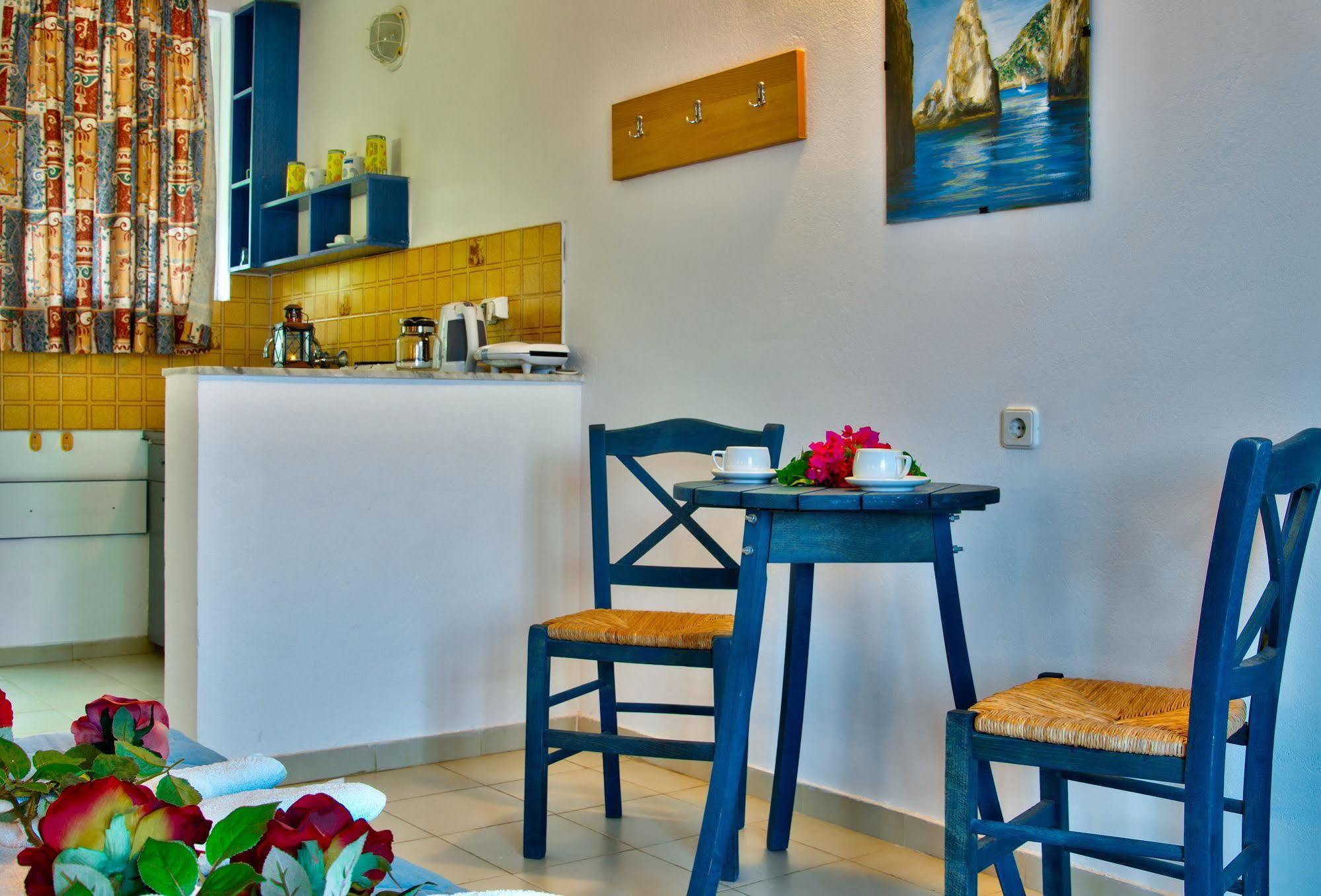 Kyprianos Hotel 3*