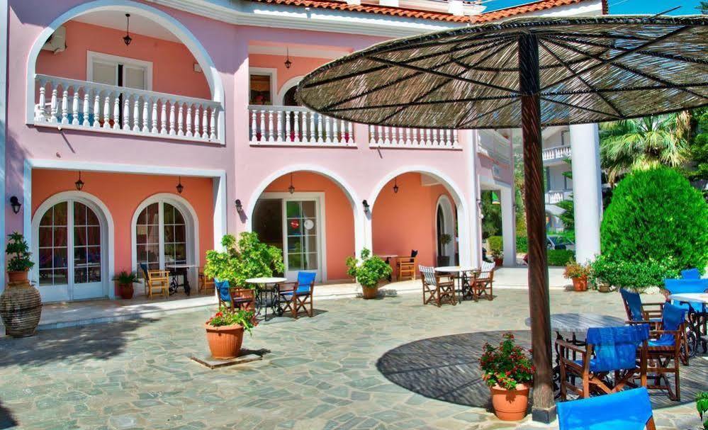 Kyprianos Hotel